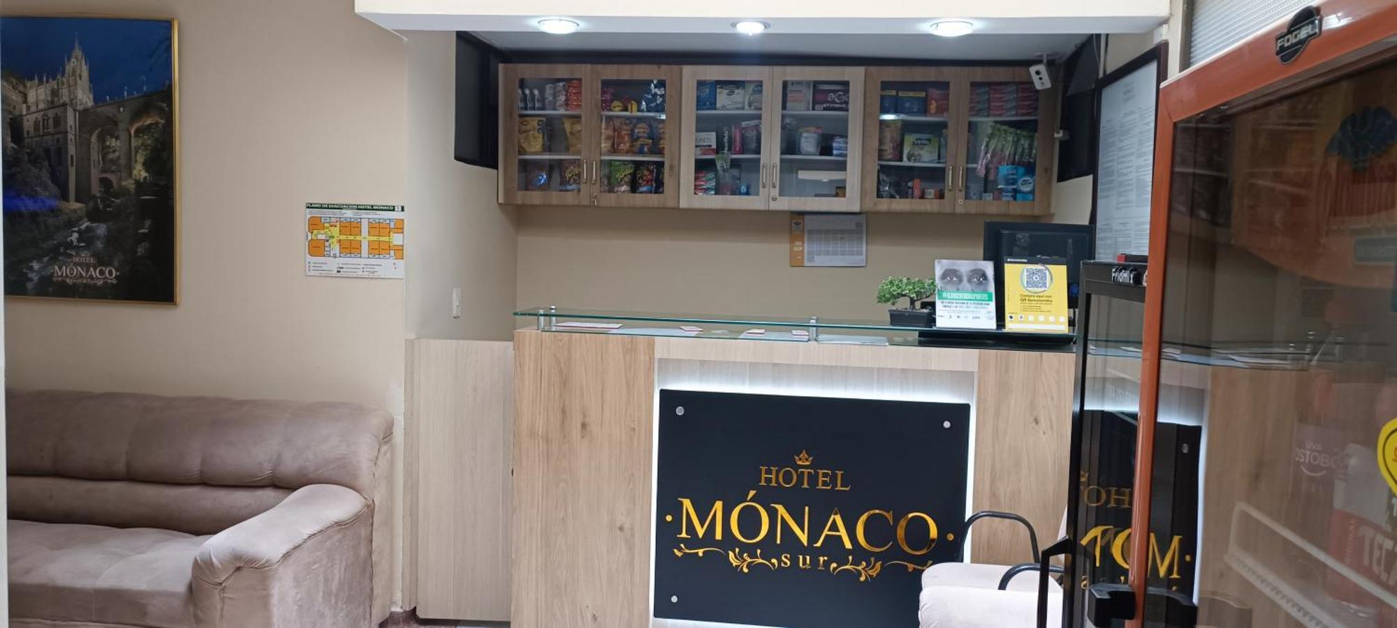 Hotel Monaco Pasto Bagian luar foto